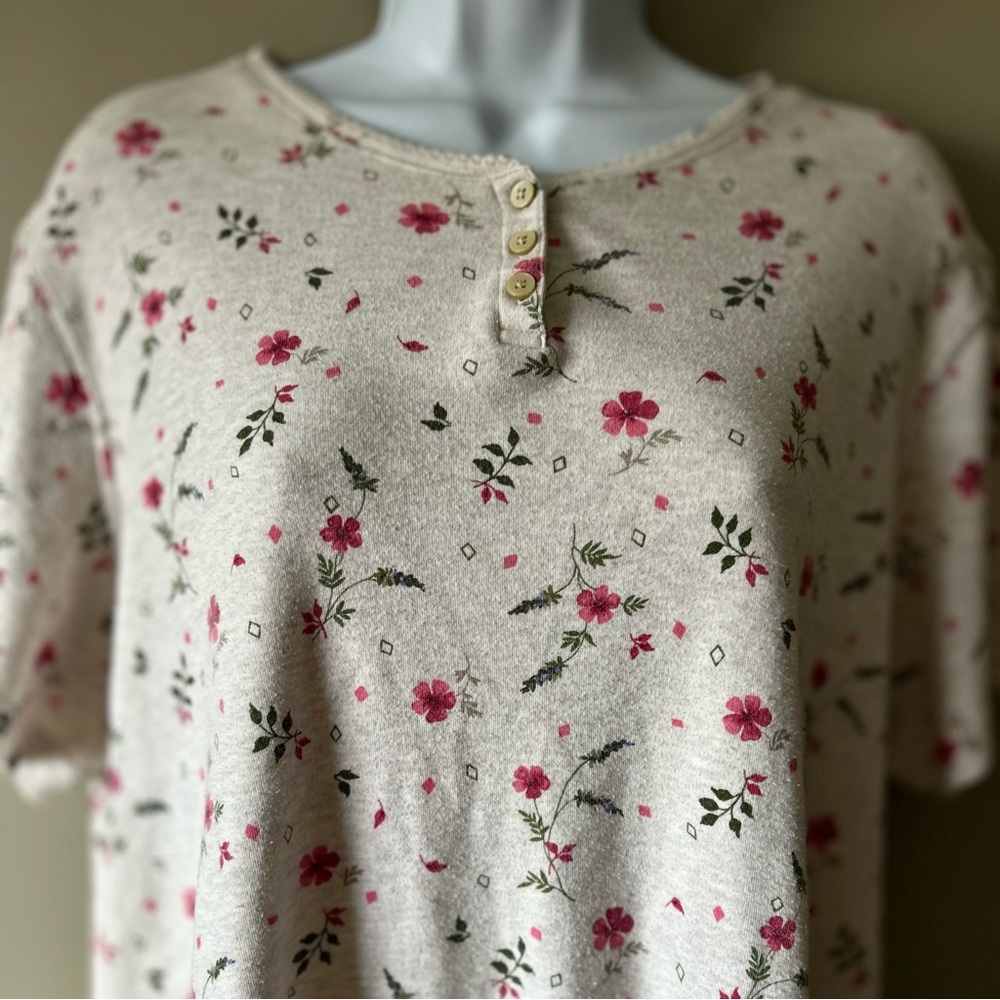 Classic Elements Floral Short Sleeve